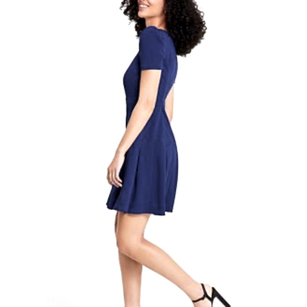 Diane Von Furstenberg Navy Blue V Neck Dress